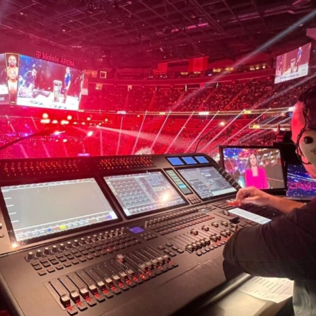 Consolas Avolite Curso de Iluminación para Espectaculos