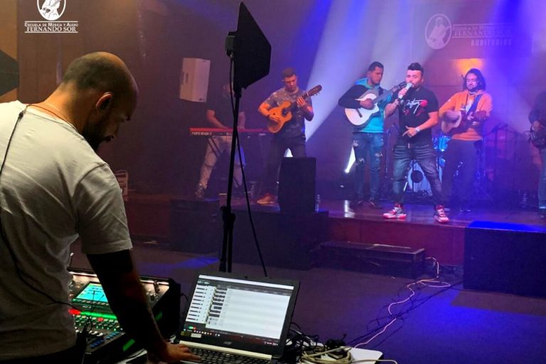 alquiler auditorios Ciro Quiñonez