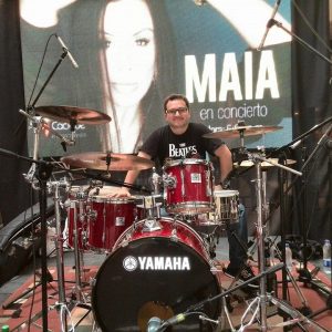 nelson-amarillo-baterista-de-maia2