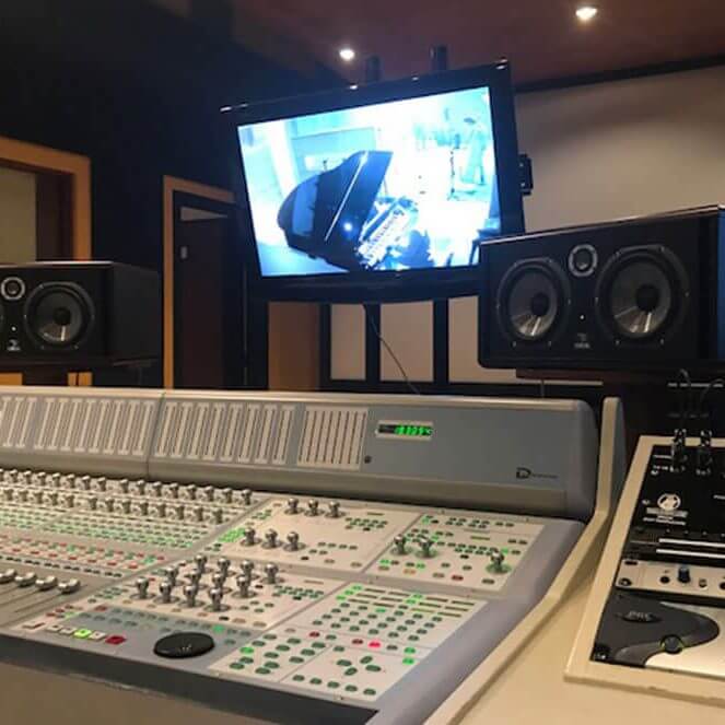 estudio-de-postproducción-grabación- y- audio